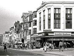 Looking-down-York-Buildings.-1974.